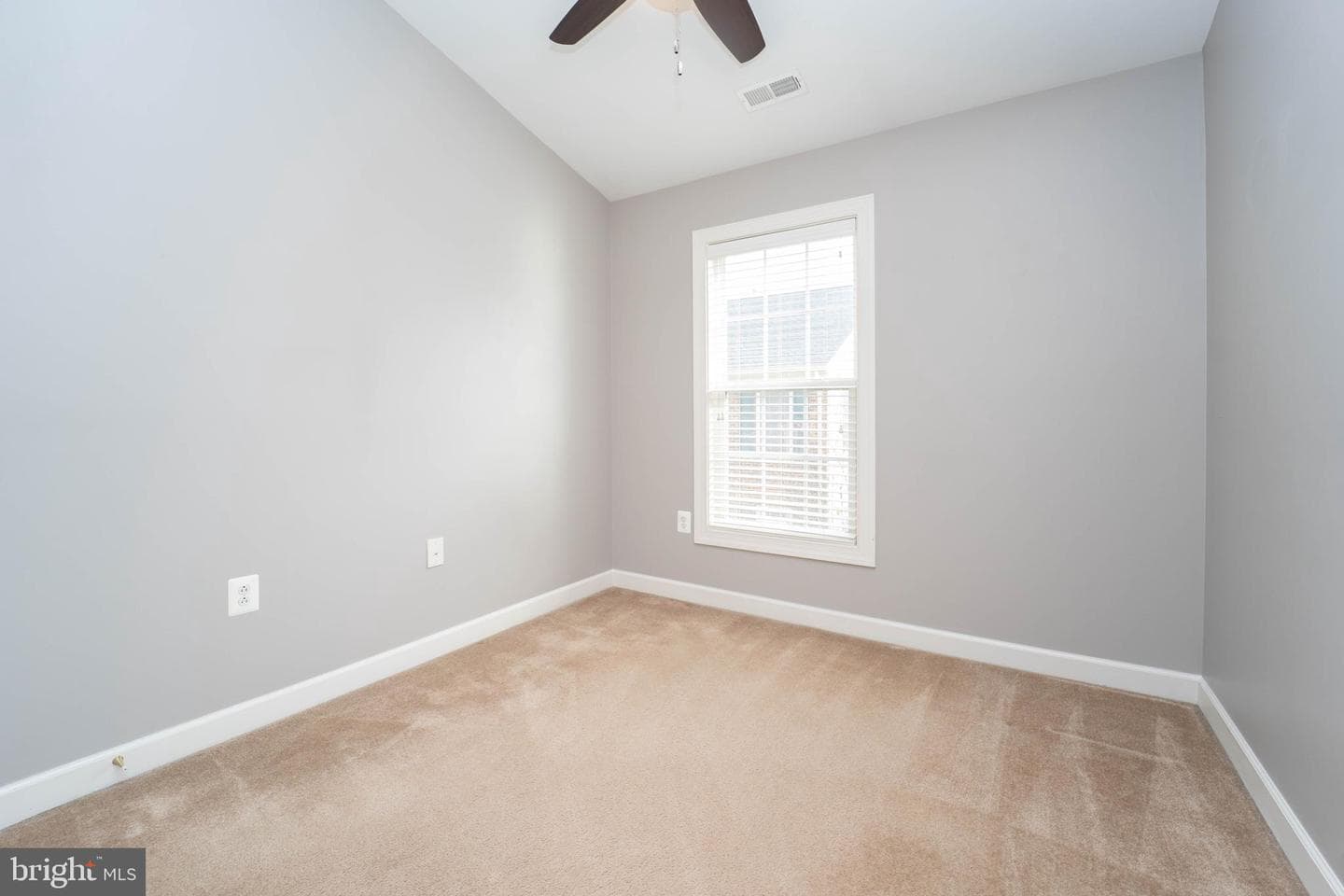 321 Bulwark Alley photo 39