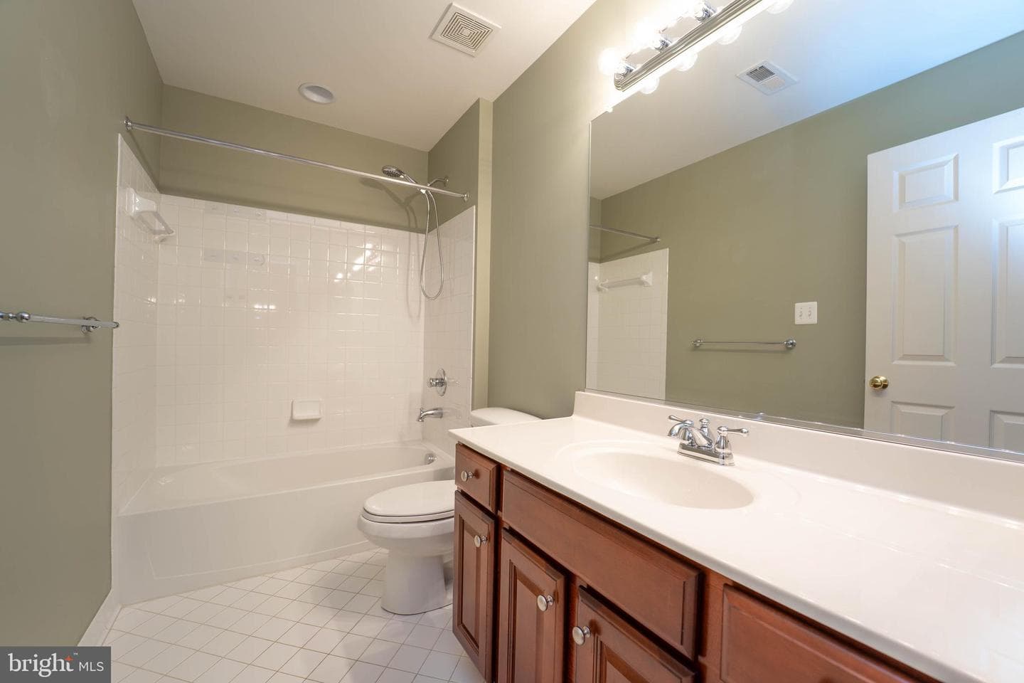 321 Bulwark Alley photo 42