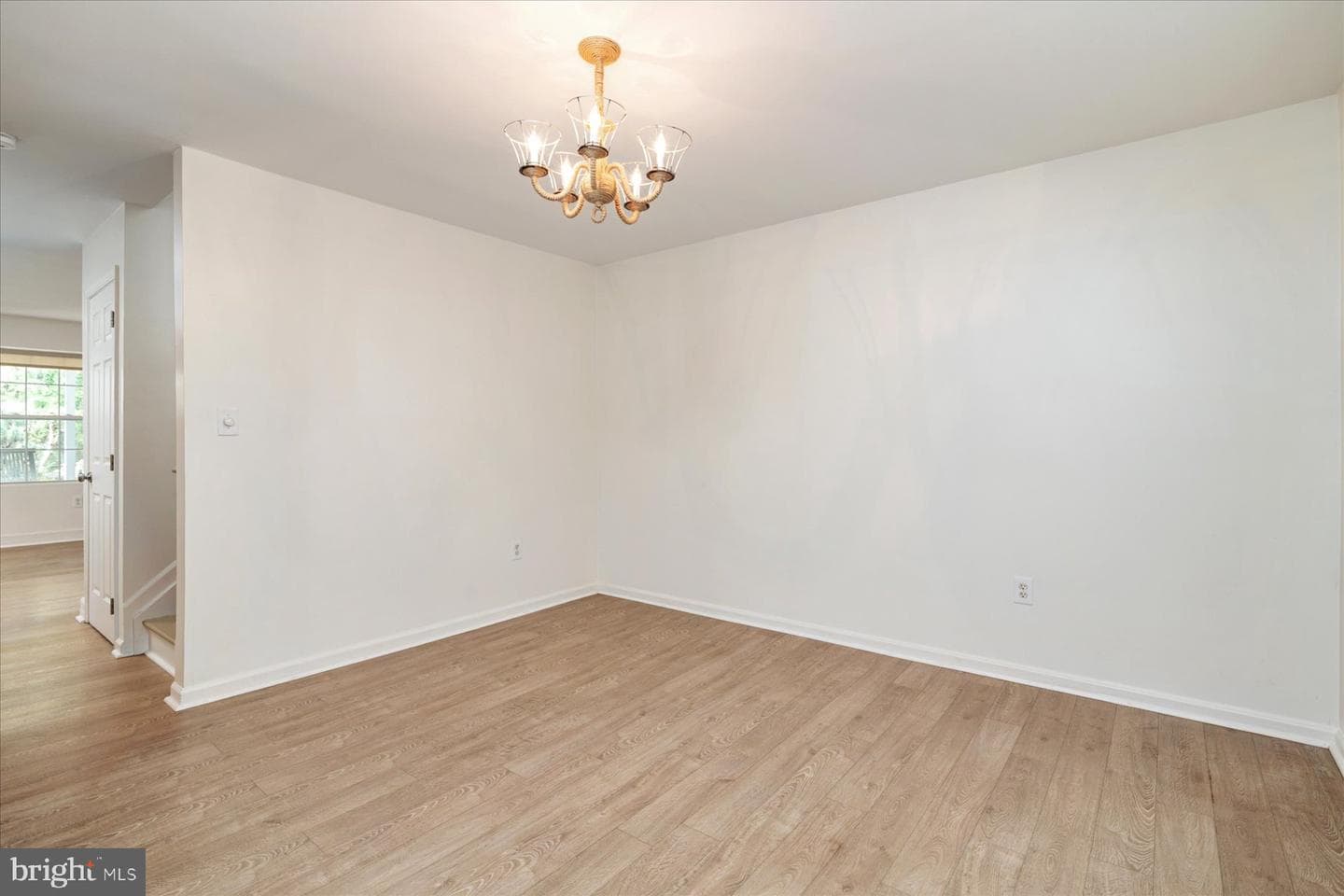 1037 Biltmore Avenue photo 14