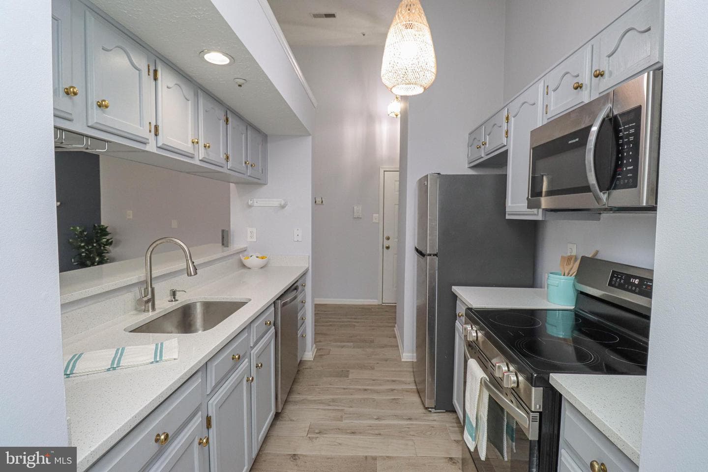 644 Belle Dora Court #l-12l photo 5