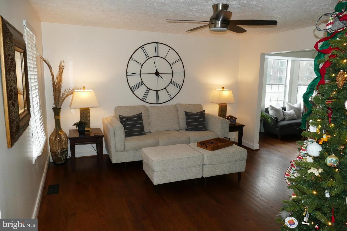 7816 Mallow Court photo 2