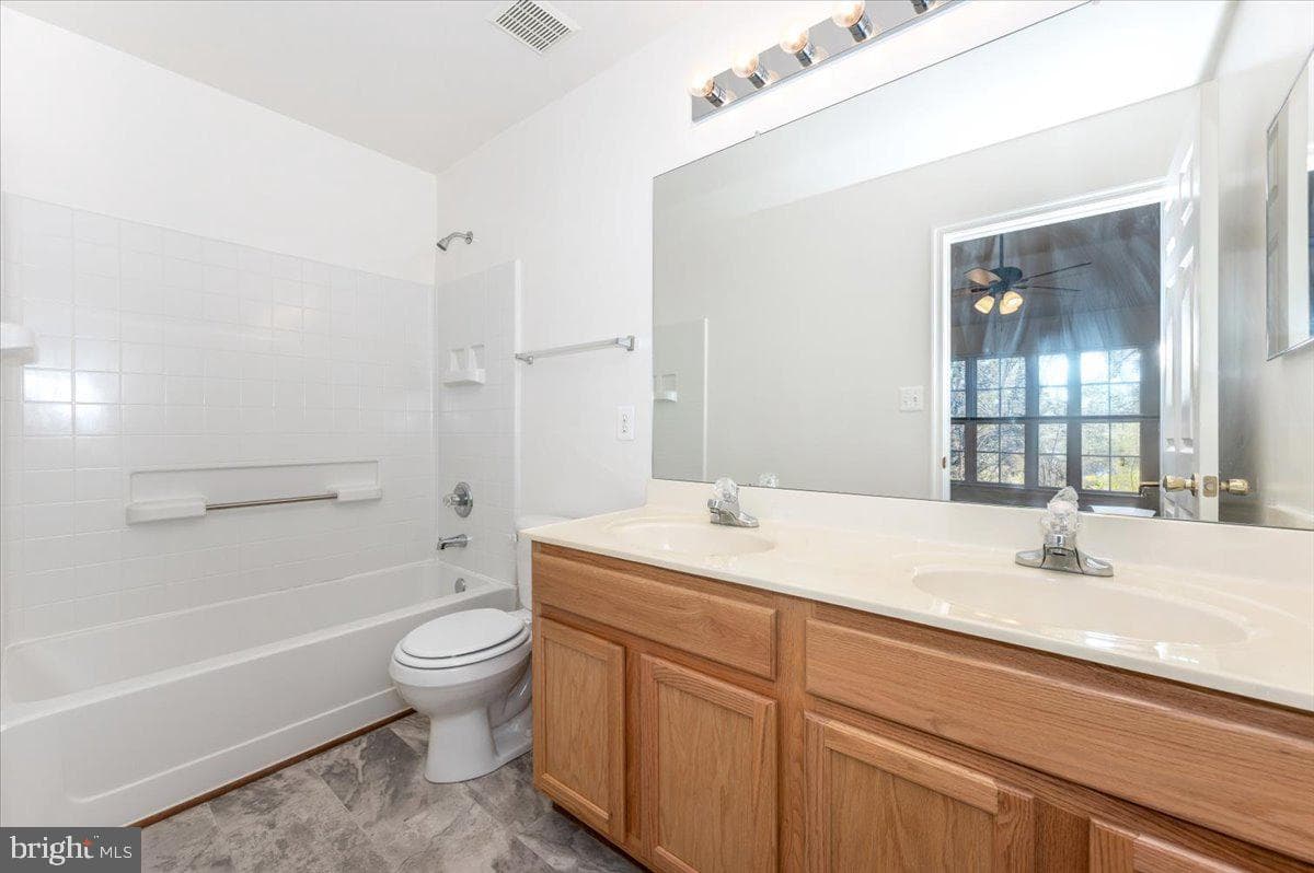 108 Harbour Heights Drive photo 37