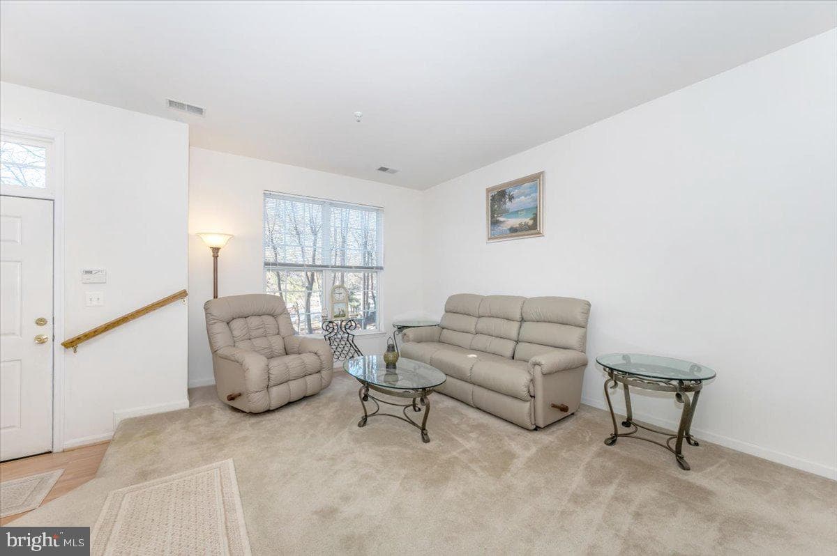108 Harbour Heights Drive photo 4
