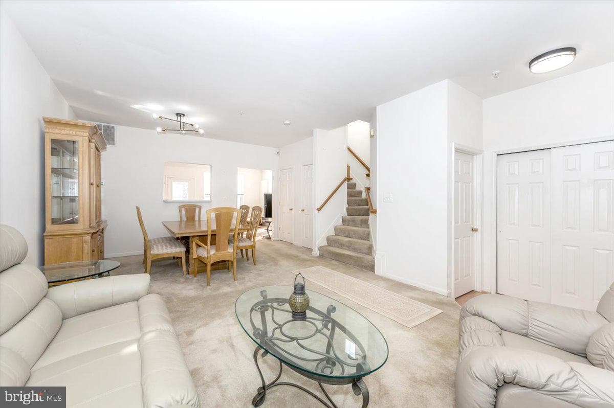 108 Harbour Heights Drive photo 6