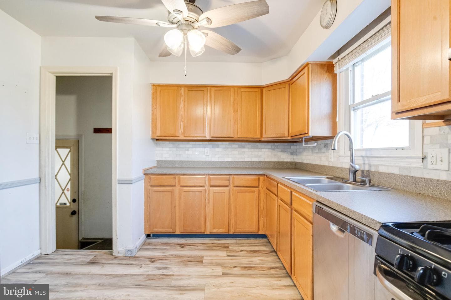 38 Glendale Avenue photo 10