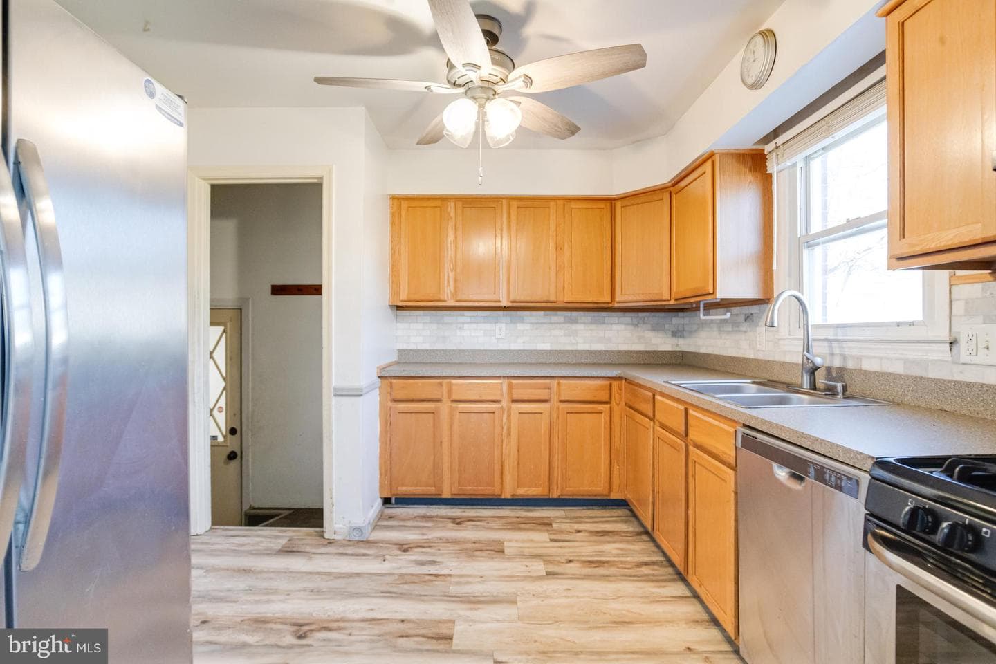 38 Glendale Avenue photo 9