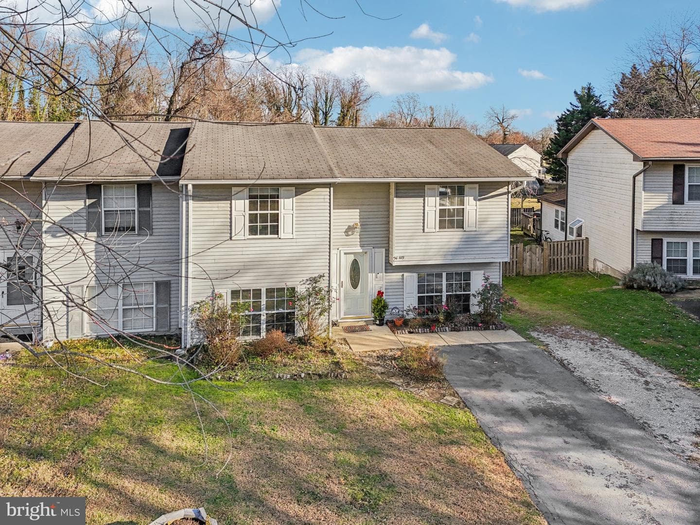 419 Master Derby Court photo 35