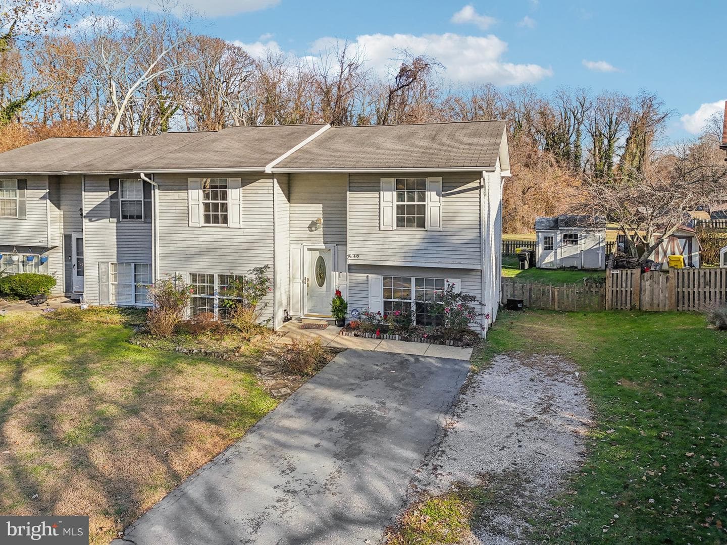 419 Master Derby Court photo 36