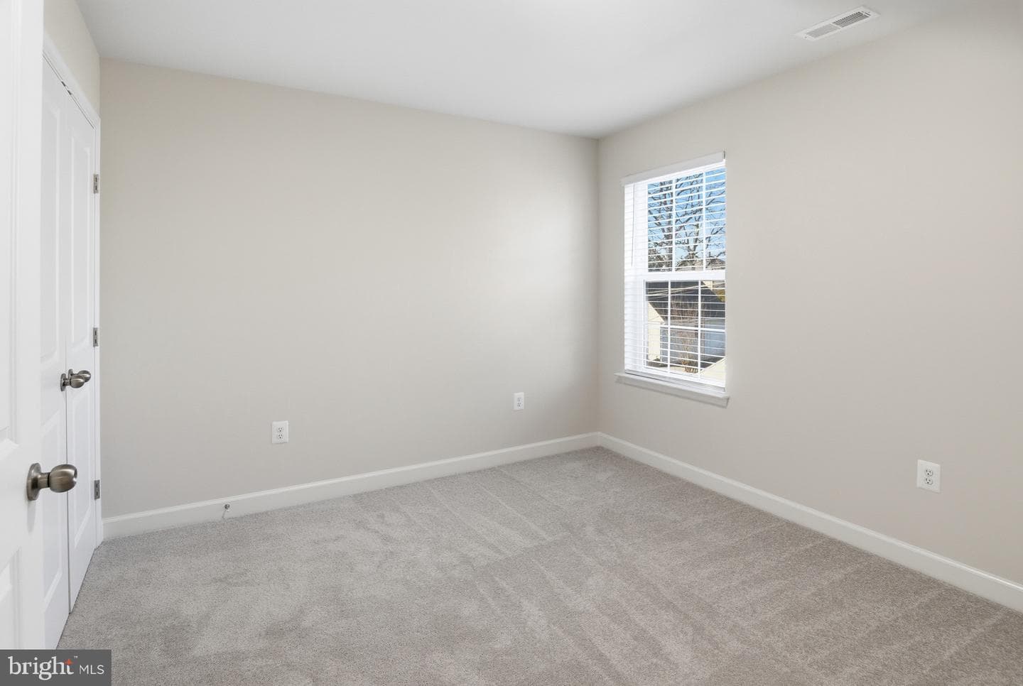 504 Cleveland Road photo 32
