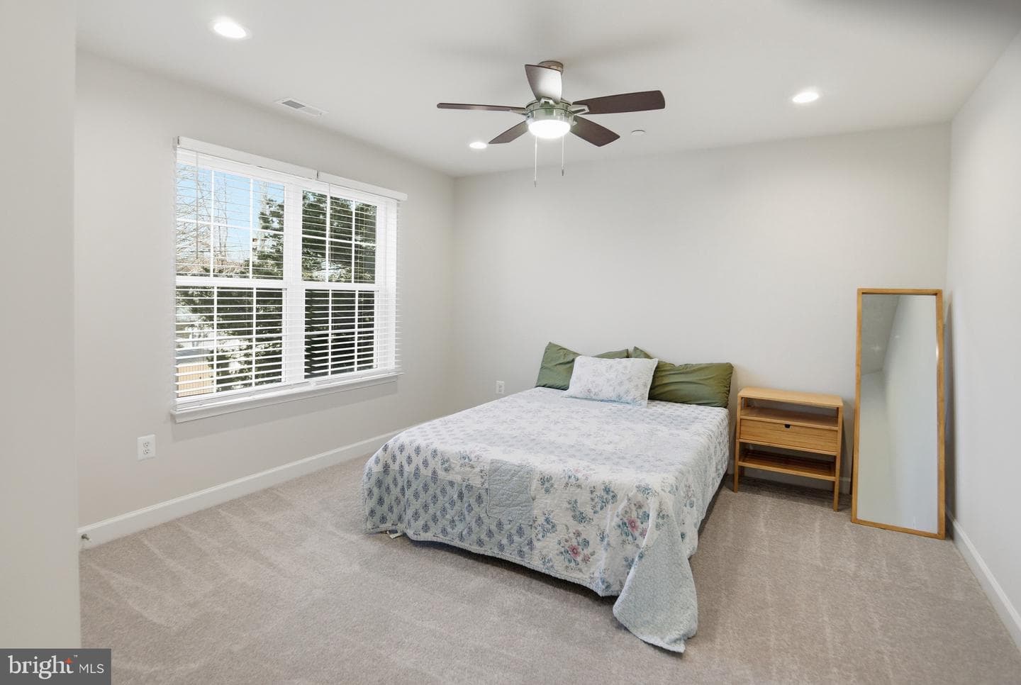 504 Cleveland Road photo 34