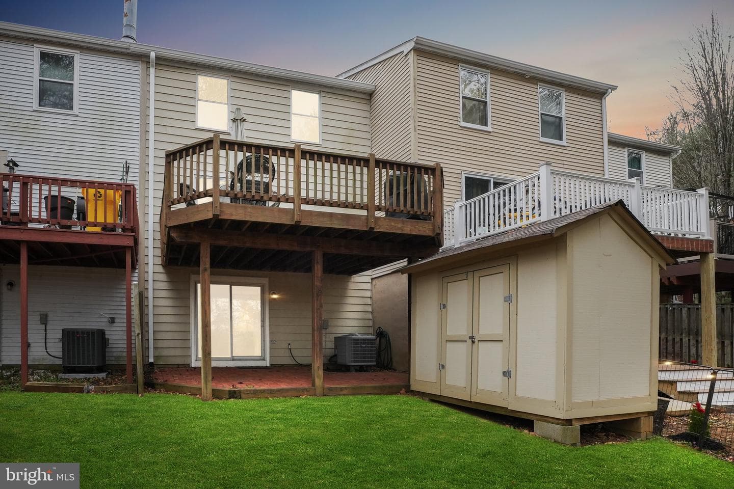 1194 Palmwood Court photo 40