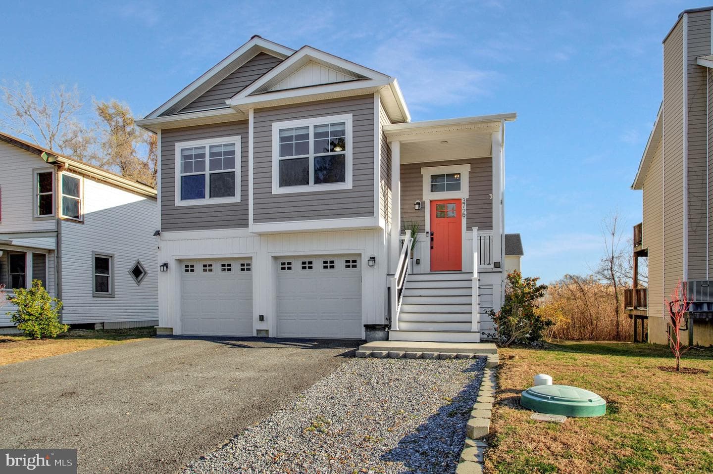 3729 Beach Drive Boulevard photo 1