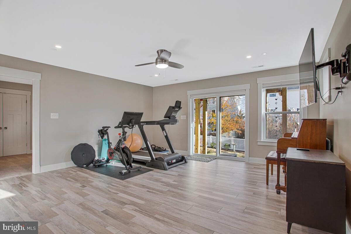 3729 Beach Drive Boulevard photo 15