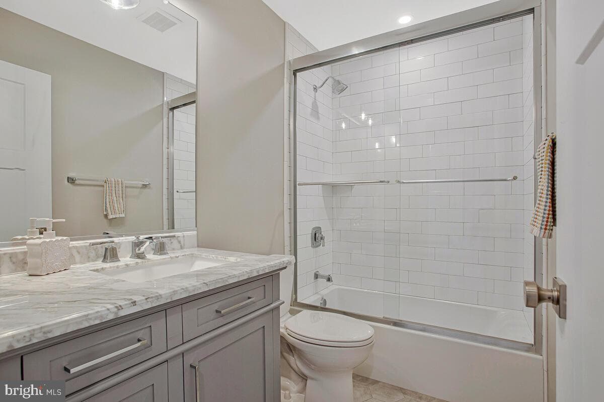 3729 Beach Drive Boulevard photo 17