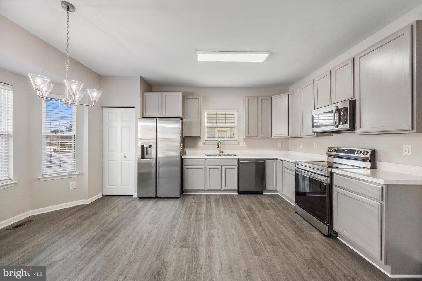 5723 Franklin Street photo 11