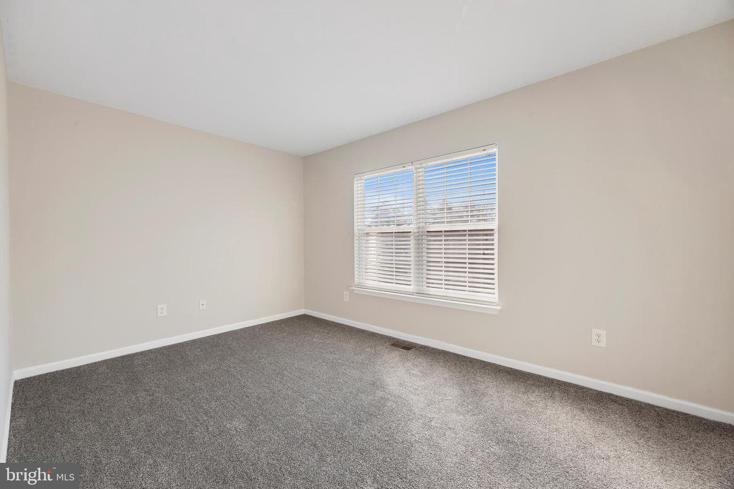5723 Franklin Street photo 16