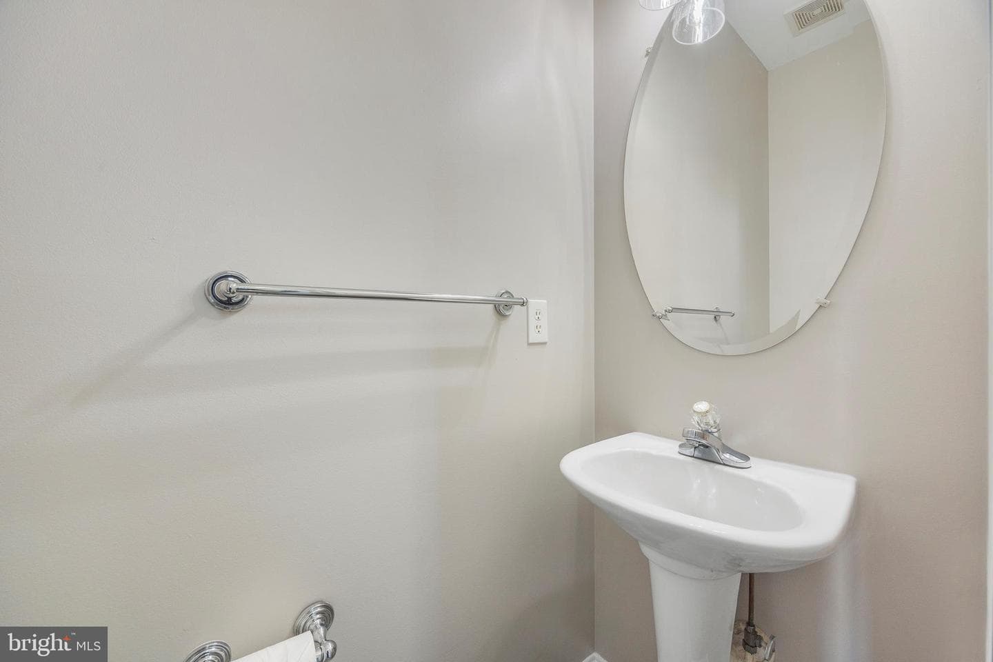 5723 Franklin Street photo 6