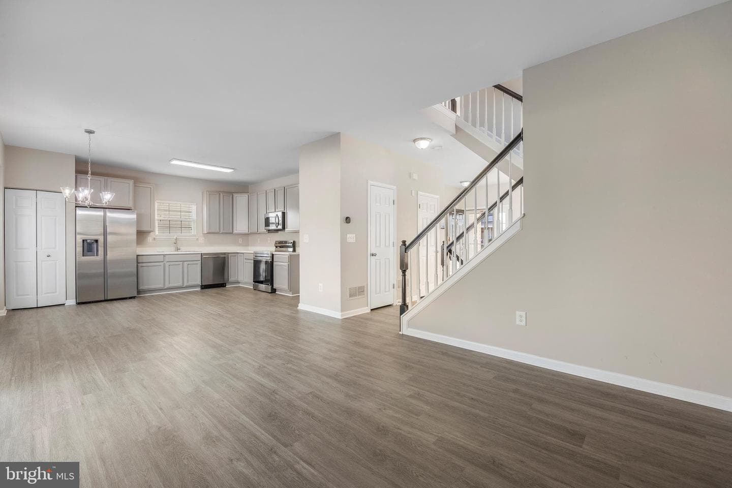 5723 Franklin Street photo 9