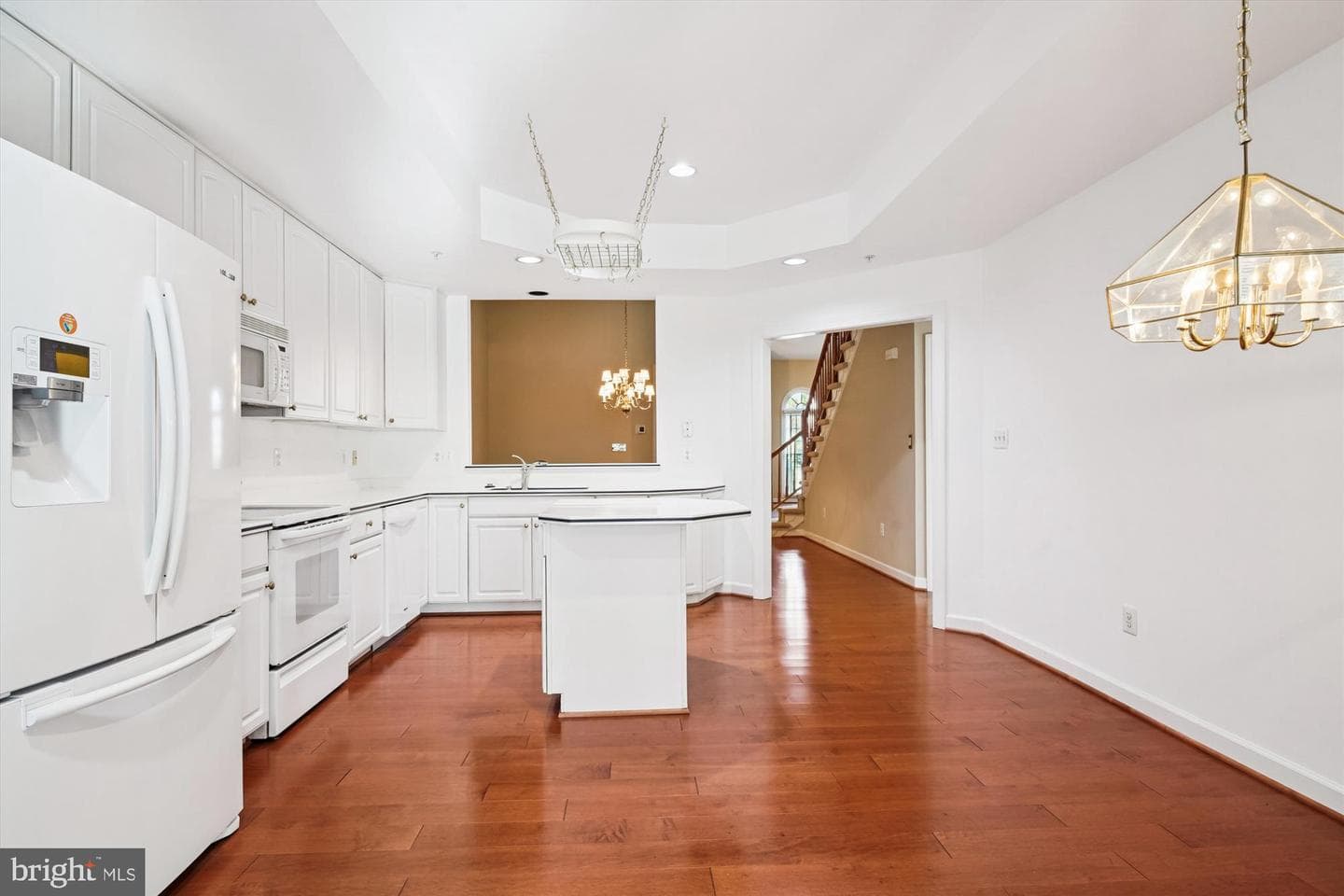 328 Colony Point Place photo 21