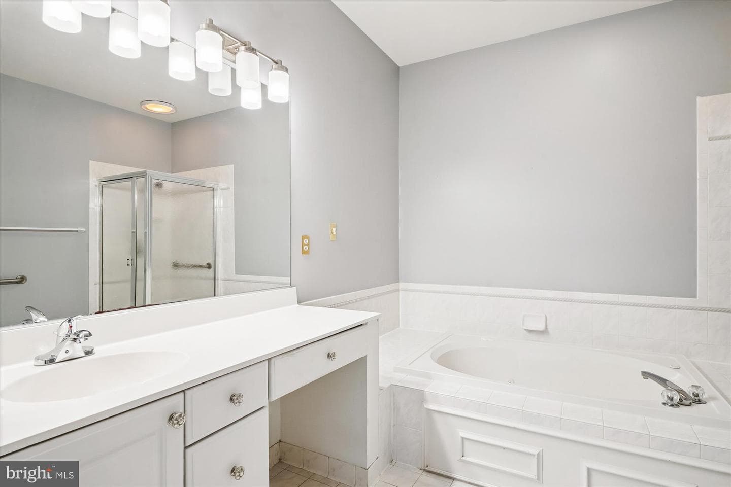 328 Colony Point Place photo 41