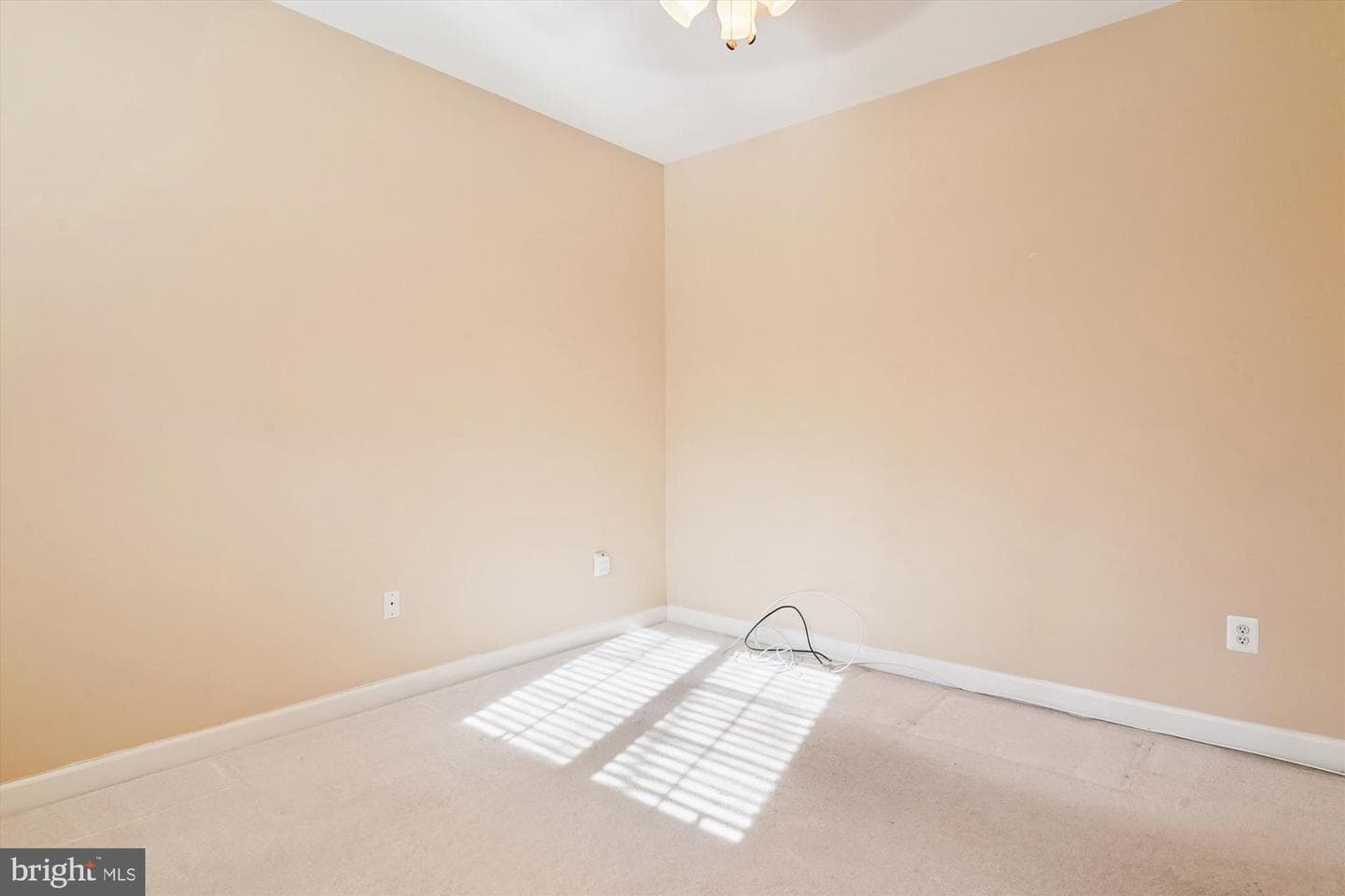328 Colony Point Place photo 52