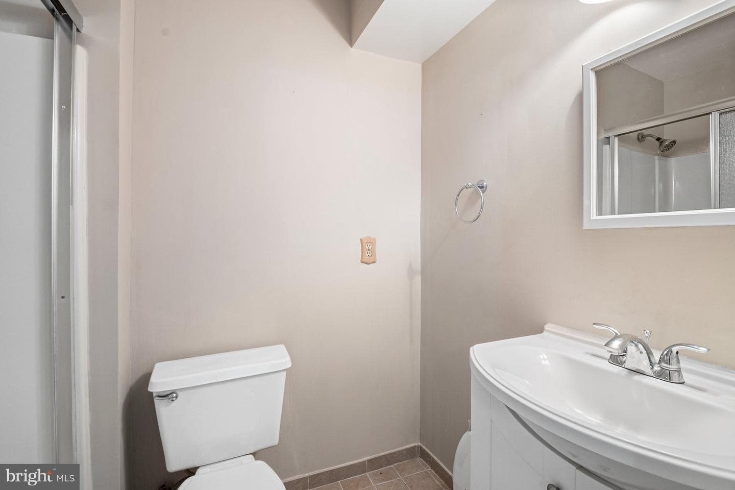 210 Spring Maiden Court #104 photo 22