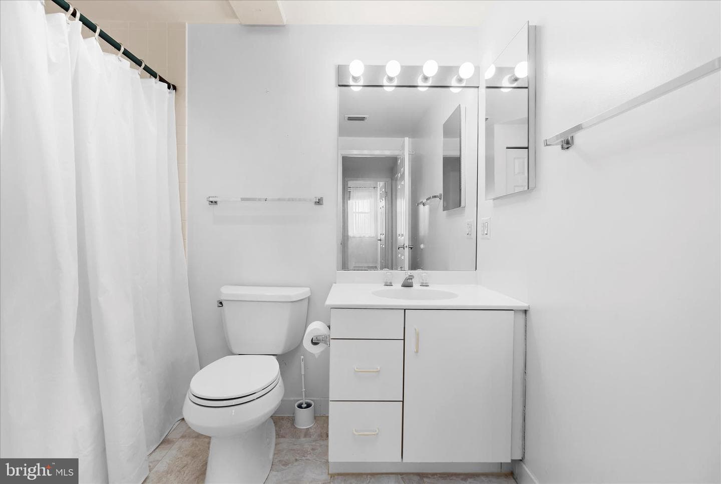 930 Astern Way #512 photo 18