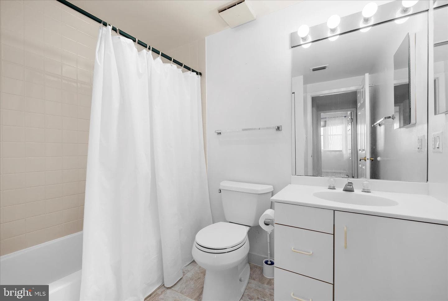 930 Astern Way #512 photo 19