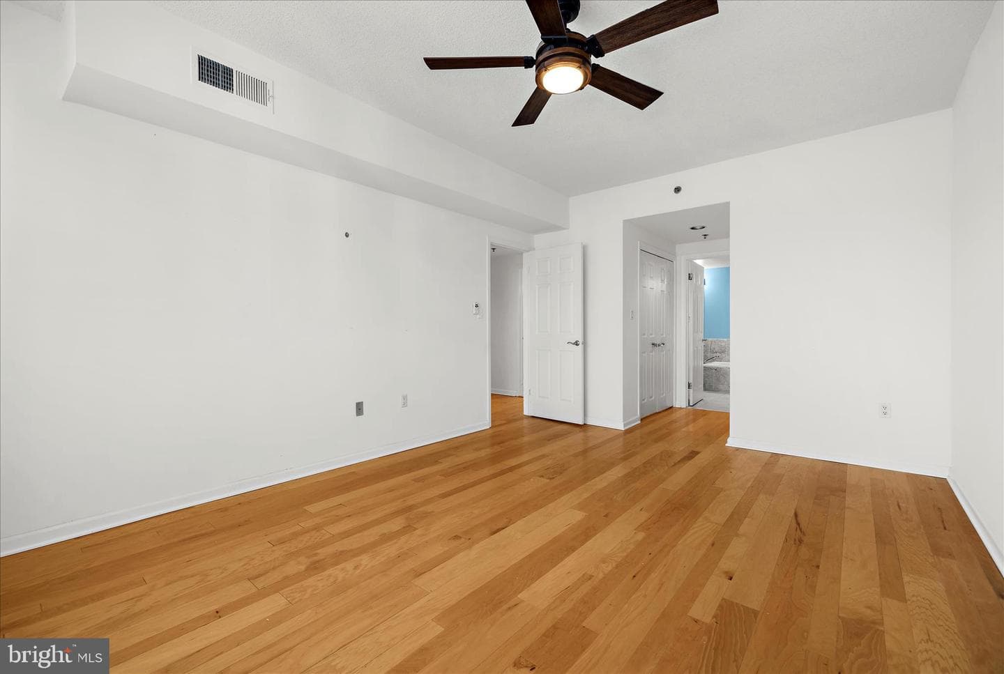 930 Astern Way #512 photo 24