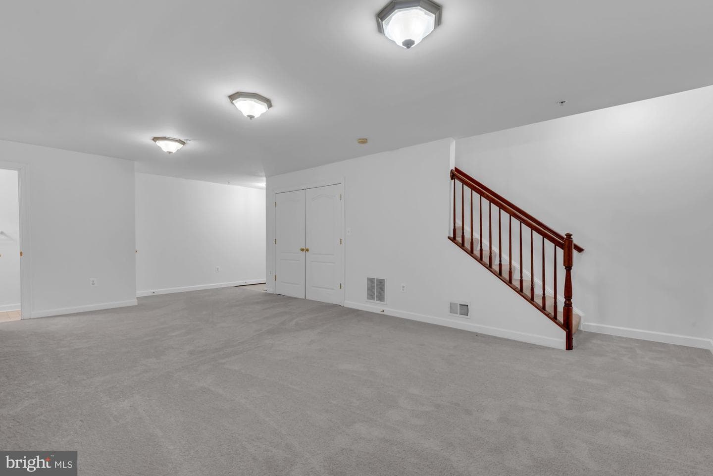 3510 Carriage Walk Lane #29-C photo 31