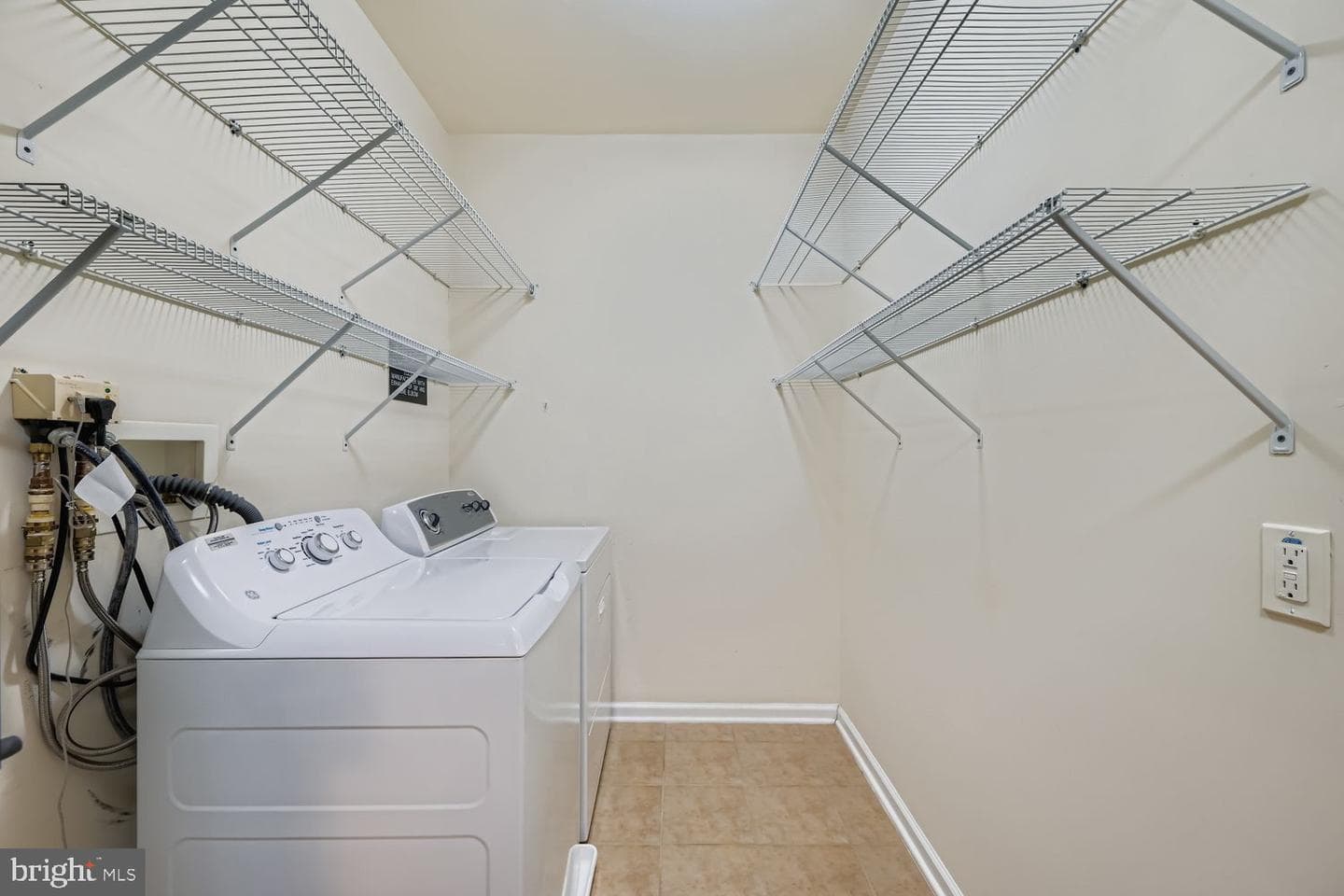 1412 Wigeon Way #101 photo 16