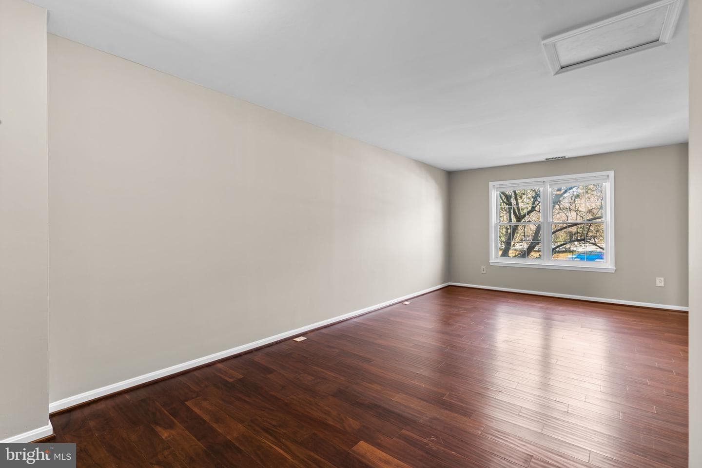 1705 Hart Court photo 10