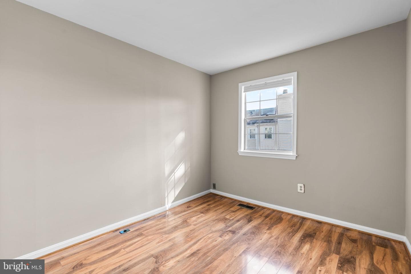 1705 Hart Court photo 32