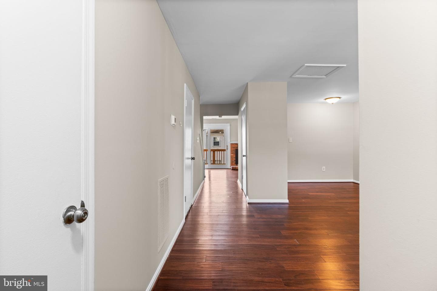 1705 Hart Court photo 4