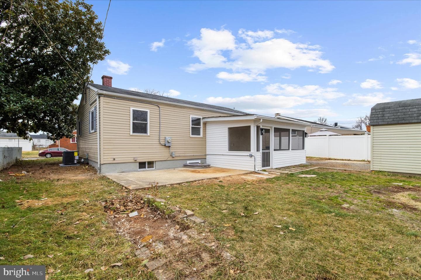 7831 Overhill Road photo 38