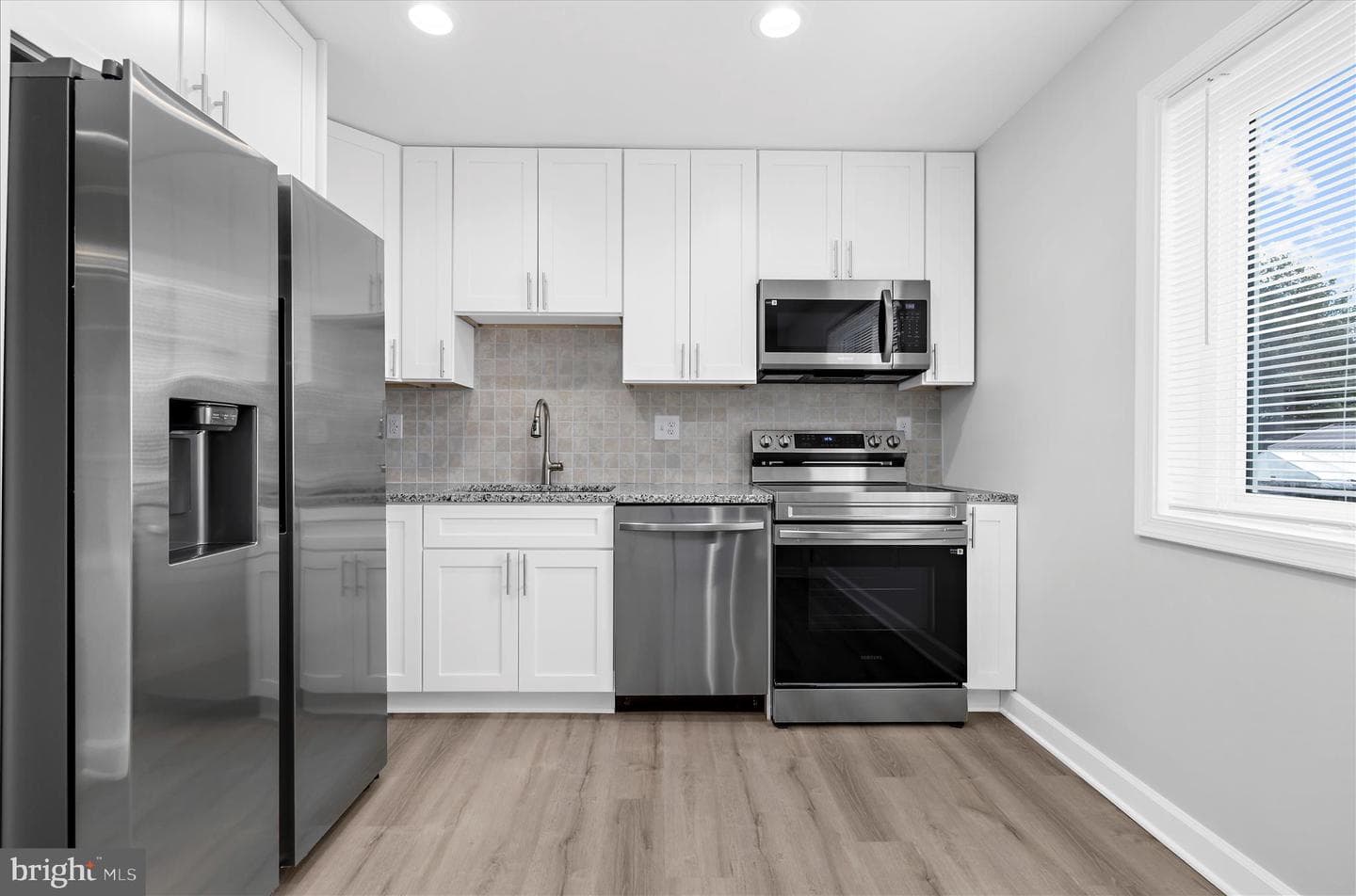 905 220th Street photo 20