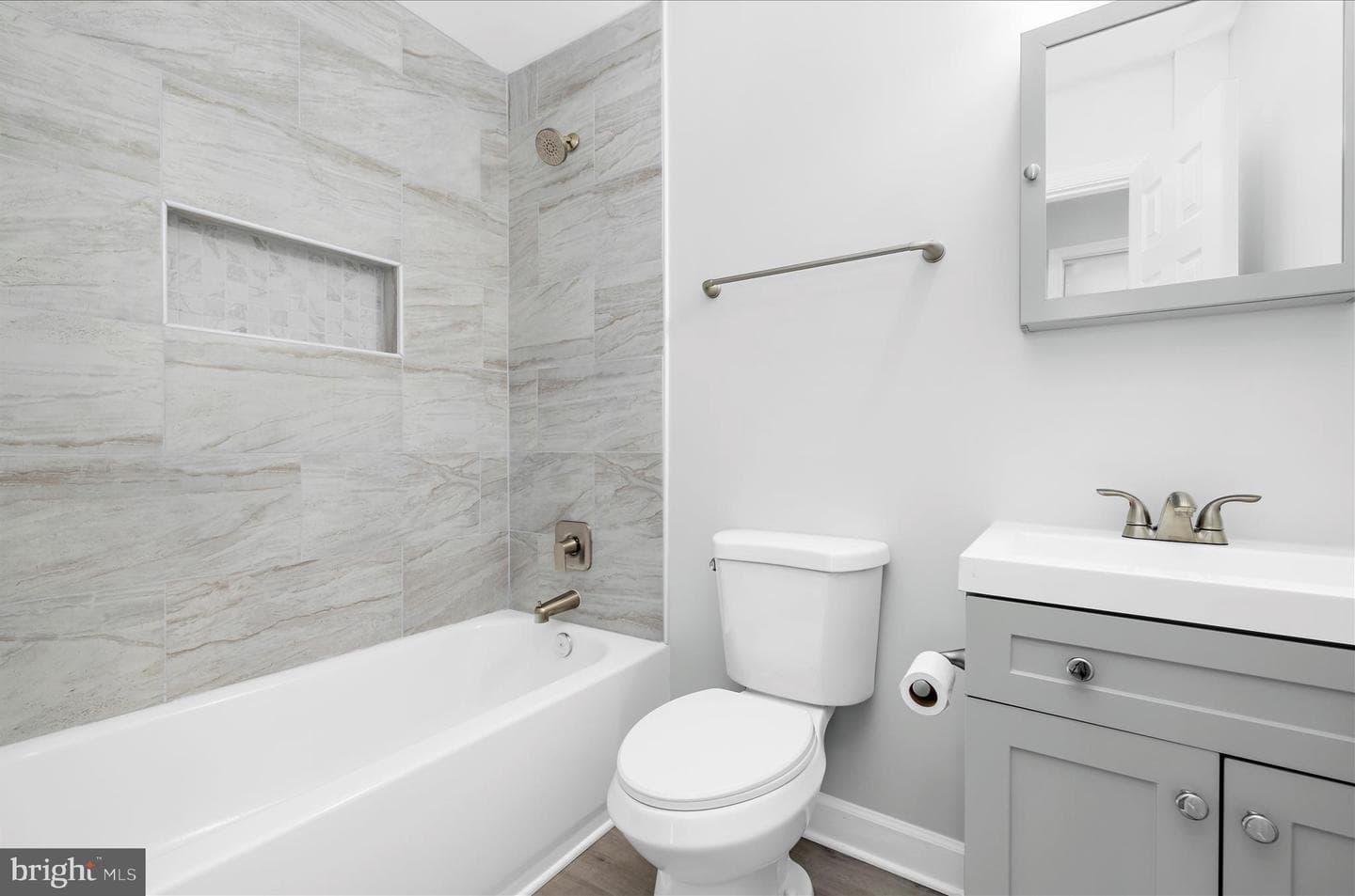 905 220th Street photo 28