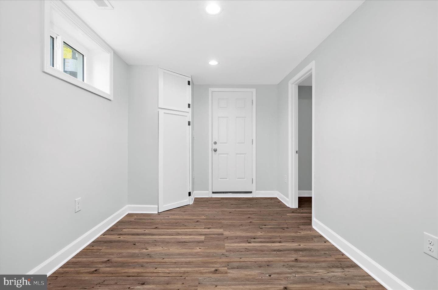 905 220th Street photo 31
