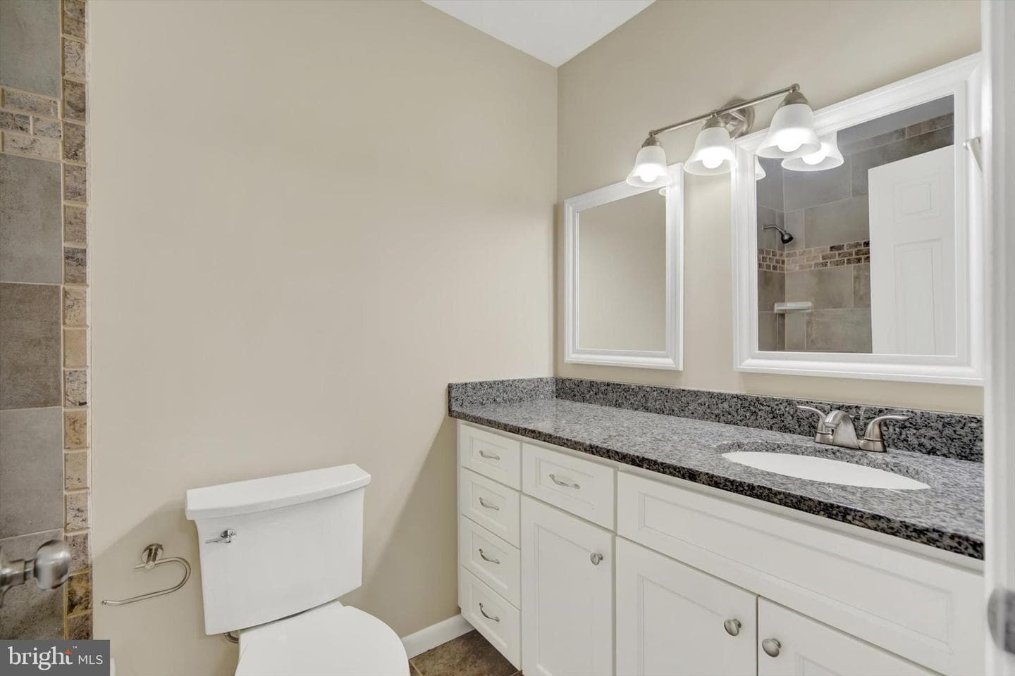 413 Colonial Ridge Lane photo 17