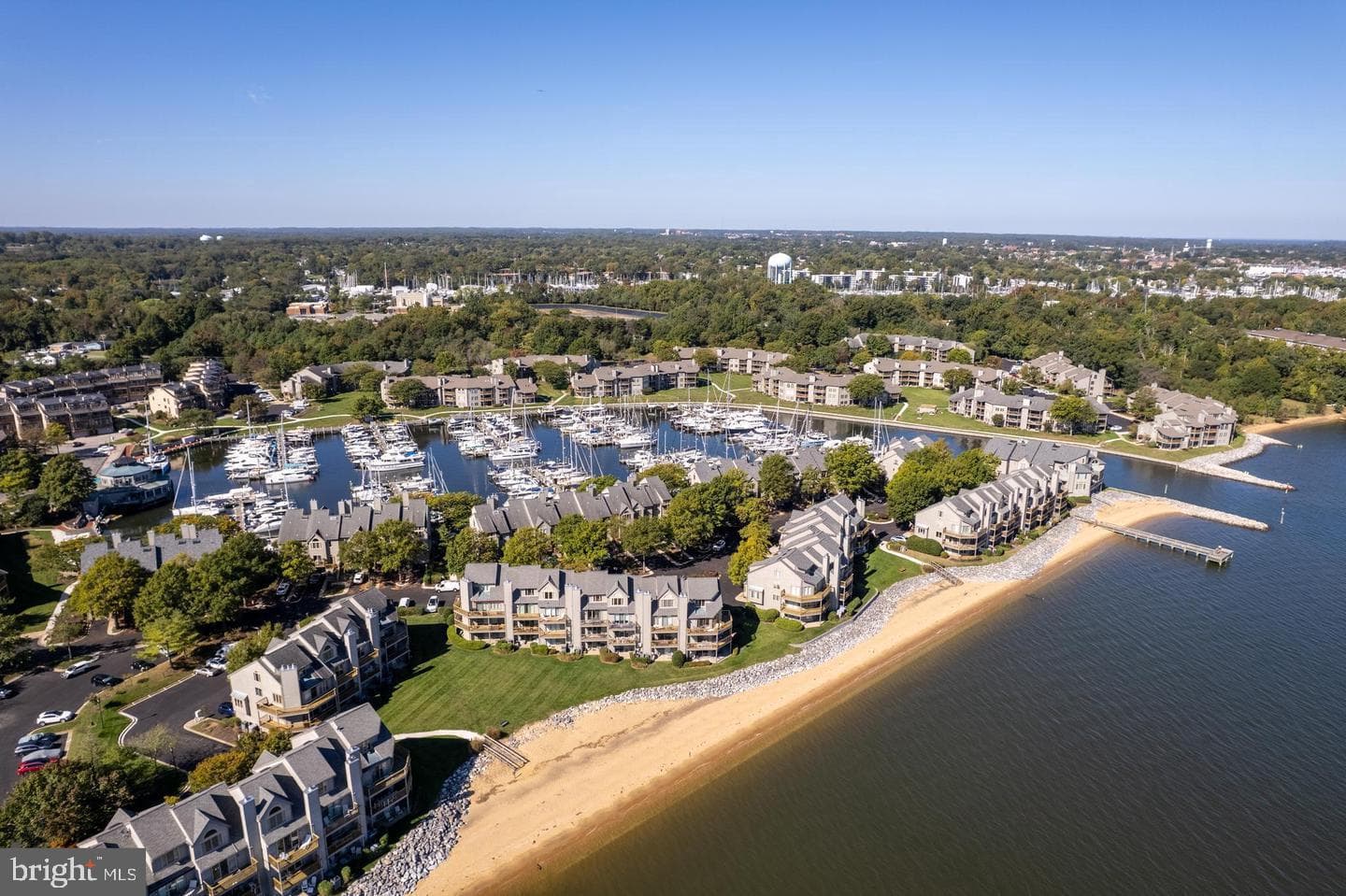 2018 Quay Village Court #201 photo 58