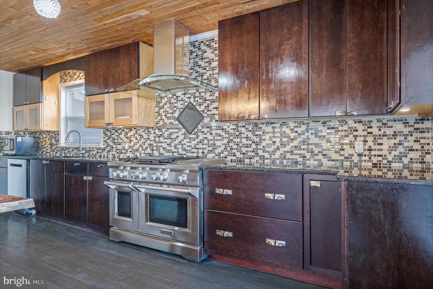312 Hammonds Ferry photo 17