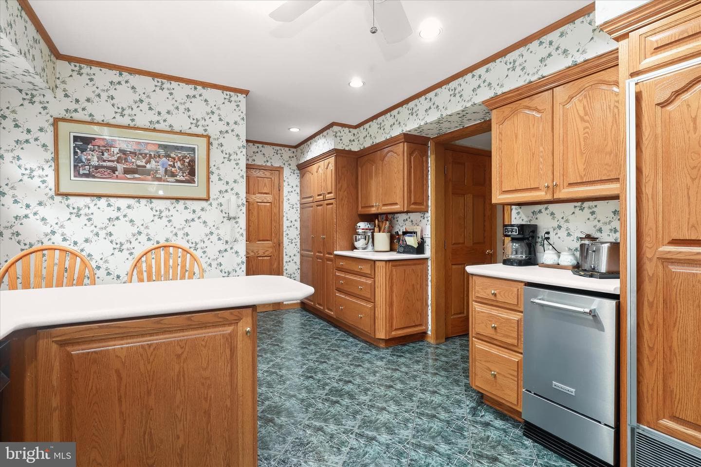 510 Kenora Drive photo 11