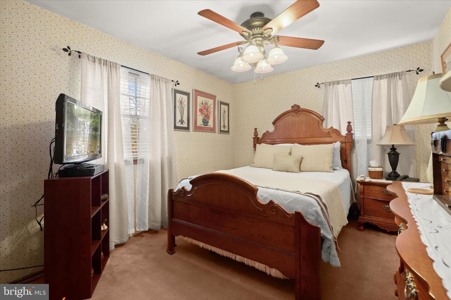 510 Kenora Drive photo 16
