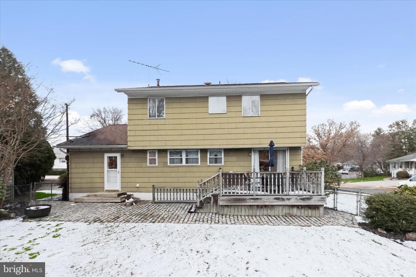 510 Kenora Drive photo 33