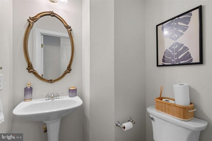 1556 Penzance Way photo 32