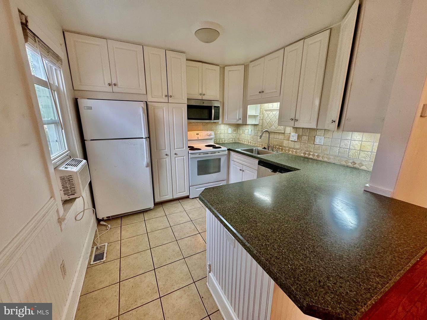 246 Cypress Creek Road photo 21