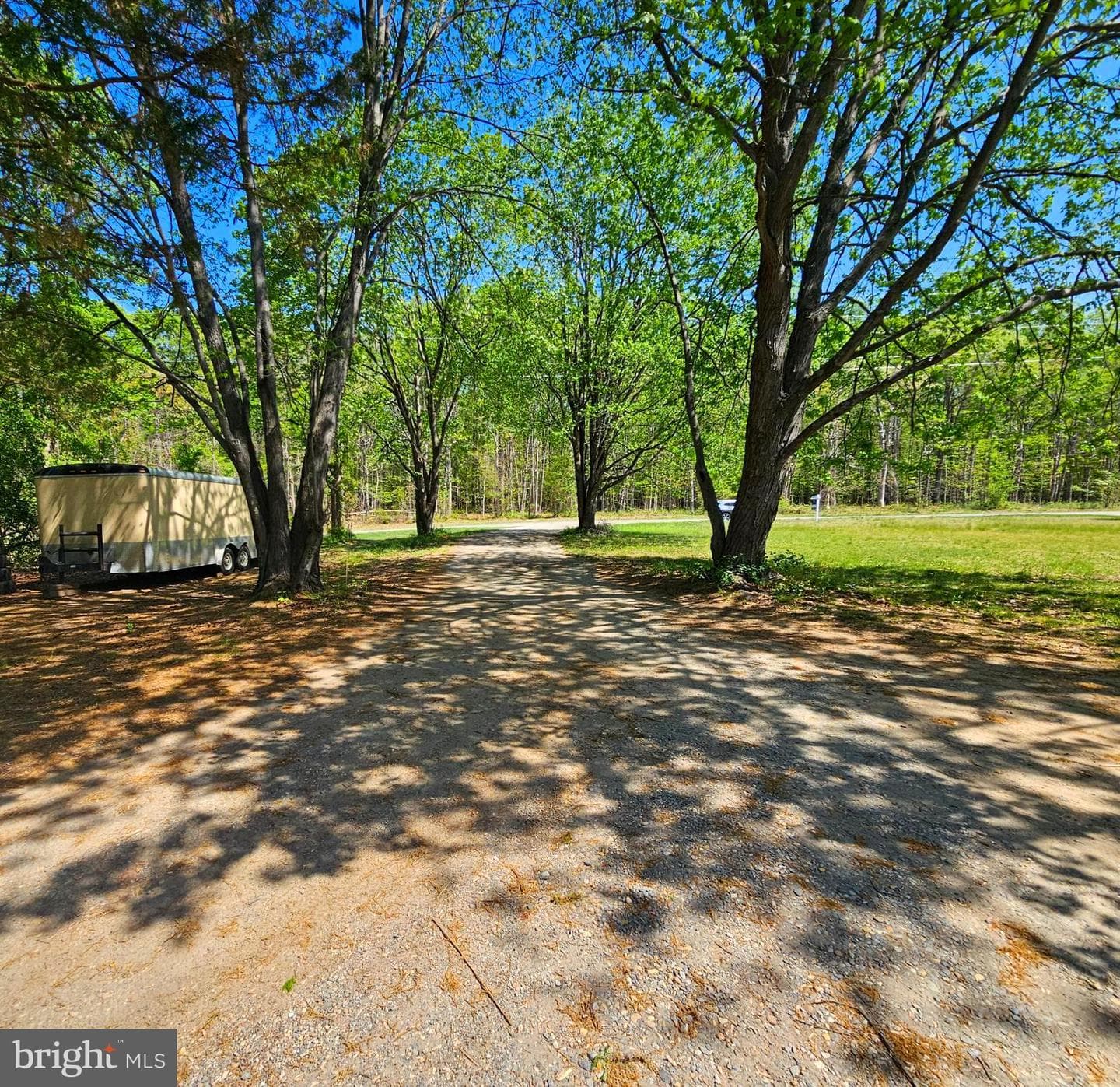 836 Generals Highway photo 7