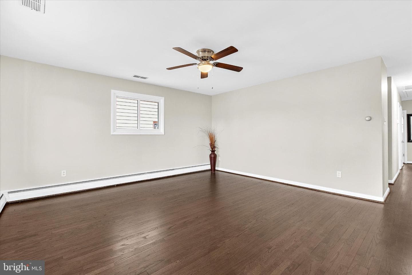 8421 Spring Road photo 7