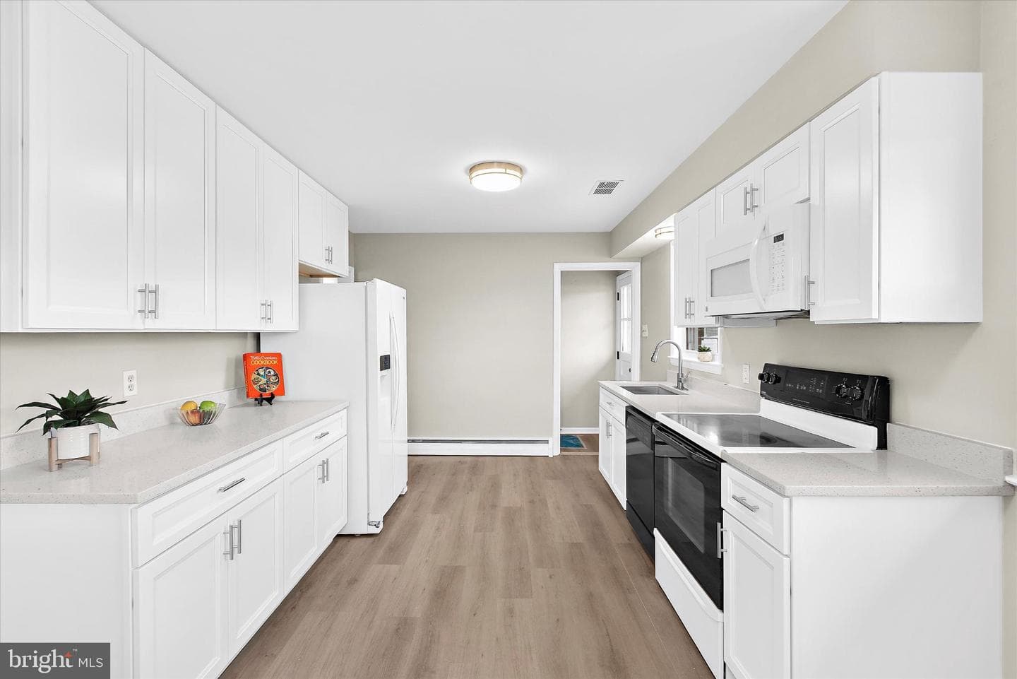 8421 Spring Road photo 8