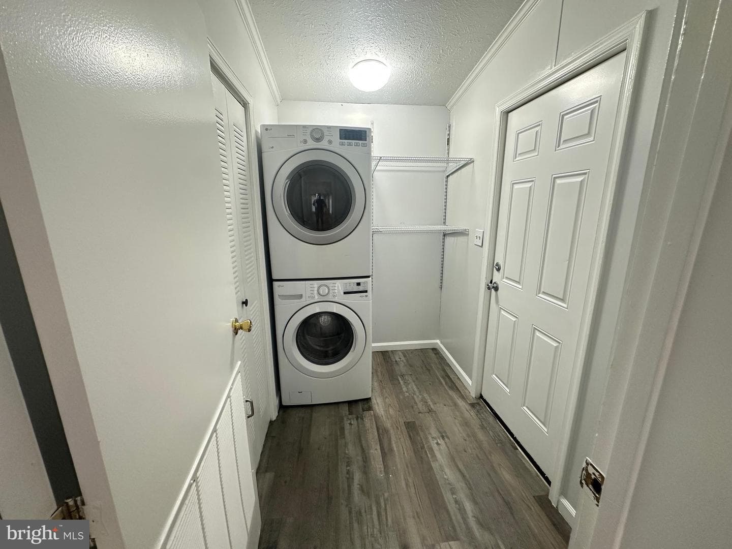 244 5th Street photo 6